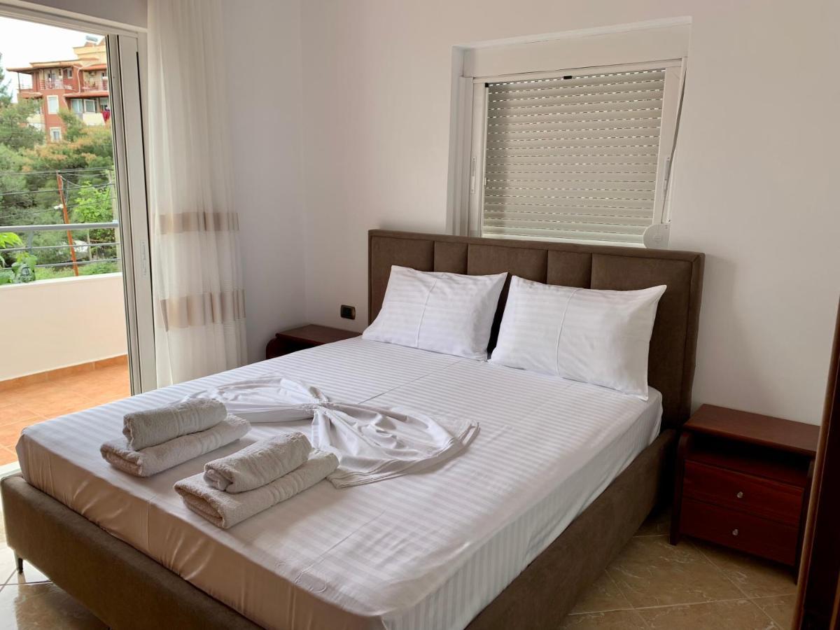 Bardhi Apts Sarandë Exterior foto