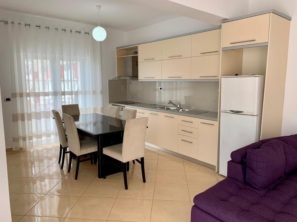 Bardhi Apts Sarandë Exterior foto